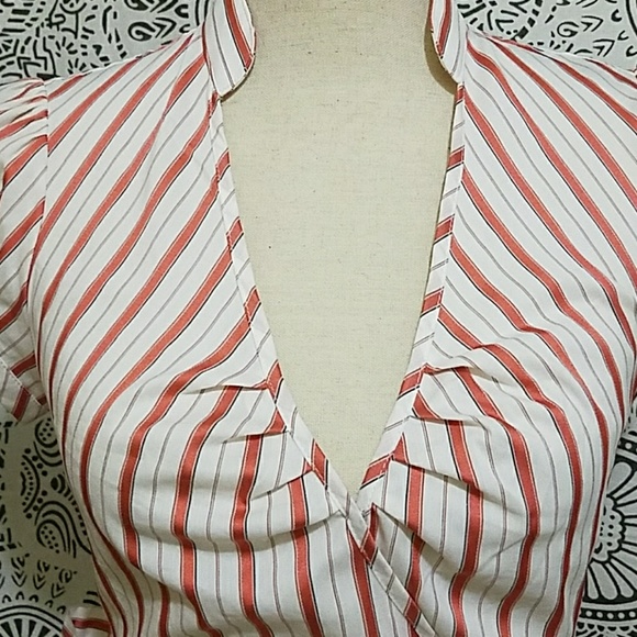 Express striped wrap-around blouse - Picture 2 of 8